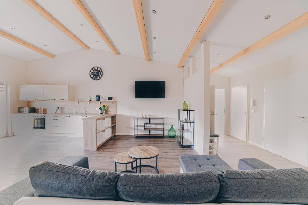 Grosse Ferienwohnung Mit Balkon Und Perfekter Lage Eggenthal ภายนอก รูปภาพ