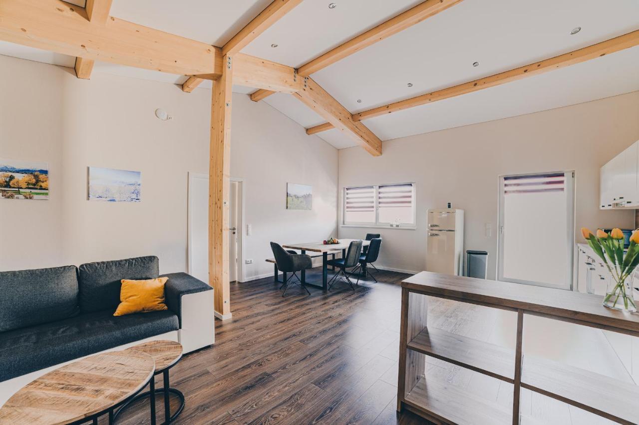 Grosse Ferienwohnung Mit Balkon Und Perfekter Lage Eggenthal ภายนอก รูปภาพ